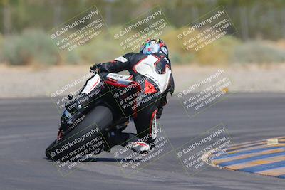 media/Sep-25-2023-Moto Forza (Mon) [[81ffa65e0a]]/B-C Group/Session 4 (Turn 2 Backside)/